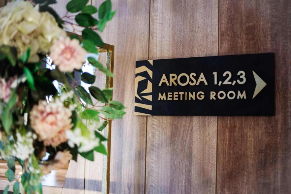 Arosa Hotel Giacarta Esterno foto